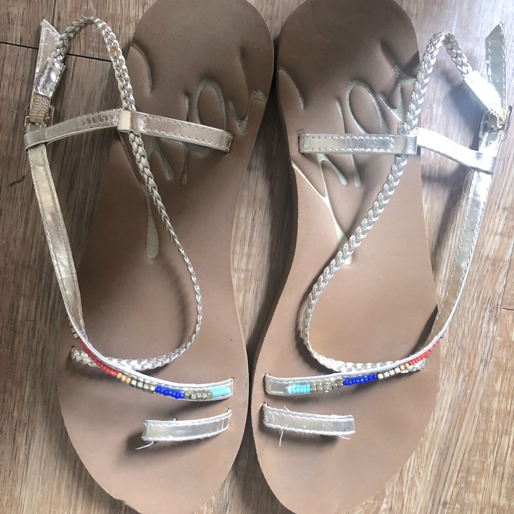 Roxy sandals